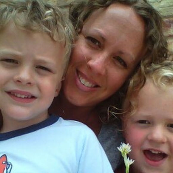 Meet your Posher, Kenna - Picture 1 of 1